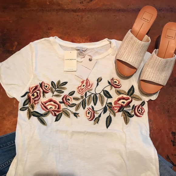 *Host Pick* NWT Lucky Brand Rose Embroidered Tee - Picture 2 of 7